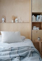 Lit mural scandinave sur mesure Murphybed avec contreplaqué de bouleau écologique pour les chambres d'hôtes compactes