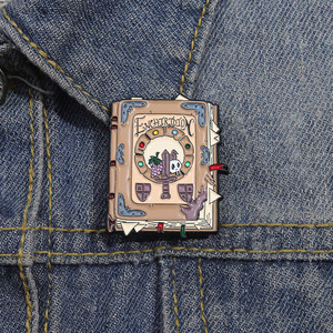 カワイイハットセーフティをカスタマイズ日本のアニメノートブックラペルピンブローチハードブックエナメルピンバッジ - Product Image 2