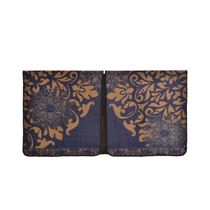 Prêt à expédier <span class=keywords><strong>Poncho</strong></span> <span class=keywords><strong>en</strong></span> <span class=keywords><strong>alpaga</strong></span> de luxe pour femmes 2022 Doux surdimensionné Floral Jacquard Hiver Chaud Châle <span class=keywords><strong>en</strong></span> cachemire pour femmes Cape - Product Image 6