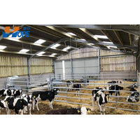 Hangar pour vaches de course à faible coût pour chevaux Bâtiment de ferme Granges pour bovins Abri pour chèvres Structure en acier léger Hangar pour bétail