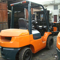 Chariot élévateur diesel d'occasion Toyota 3 tonnes FD30 d'origine japonaise avec moteur Isuzu