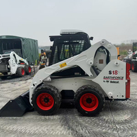 Chargeuse compacte sur pneus de 49,6 CV avec levage radial, haute maniabilité, Bobcat S18, mini-chargeuse d'occasion