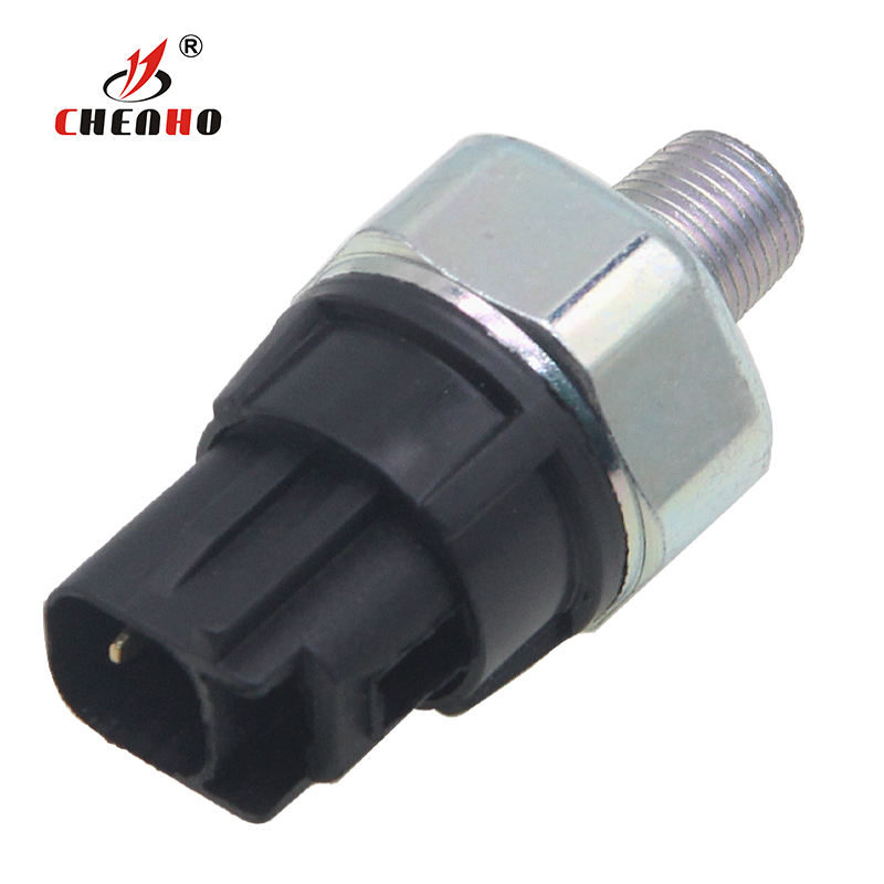 MN137360 Oil Pressure Switch - Reliable Mitsubishi OEM Part