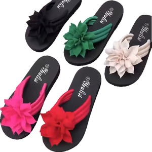 Nouvelles sandales d'été légères pour femmes, à plateforme, talon compensé, motif floral imprimé, dessus en toile, semelle extérieure en EVA 216 - Product Image 2