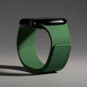 Bracelet de montre intelligente en silicone souple à motif litchi pour femmes et hommes, magnétique et respirant, taille 22 mm pour Apple Watch - Product Image 1