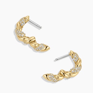 Venta Directa al por Mayor: Pendientes Clásicos Adodo de Oro Laminado de 14k con Micro Pavé de Moissanita, Sin Níquel ni Plomo, para Mujer - Product Image 4
