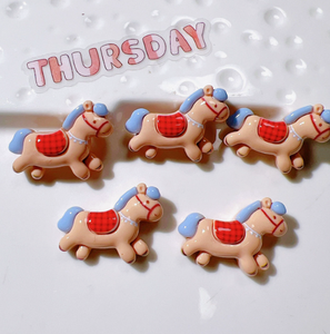 Декоративные элементы из смолы: кабошоны в форме медведя, лошади, деревянные фигурки, для дизайна ногтей, аксессуары для рукоделия, заколки для волос, украшения для чехлов для телефонов - Product Image 6