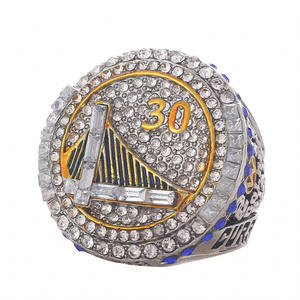 Ventes chaudes 2015 <span class=keywords><strong>NBA</strong></span> <span class=keywords><strong>Golden</strong></span> State <span class=keywords><strong>Warriors</strong></span> Curry Championship Rings Bague de basket-ball personnalisée en gros Bijoux de haute qualité pour hommes - Product Image 2