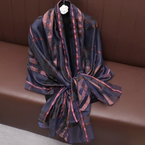 2026 Venta Directa de Fábrica: Chales de Seda de Alta Calidad para Mujer, Bufandas y Chales Tradicionales Grand <span class=keywords><strong>Plaza</strong></span> al por Mayor - Product Image 6