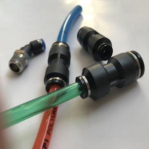 Connecteur pneumatique en plastique de type coulissant <span class=keywords><strong>noir</strong></span> de vente directe d'usine de 6mm-connecteur de Tube de connexion de type enfichable pneumatique - Product Image 4