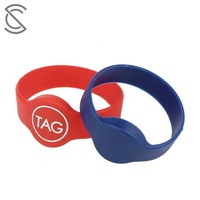 Pulsera de Silicona RFID ISO 1K Impermeable al por Mayor, Pulsera de Goma con Código QR Impreso Personalizado, Control de Acceso para Gimnasios