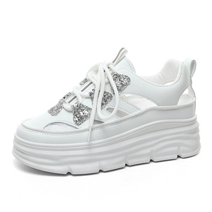 W3611 nouvelles chaussures pour femmes respirantes 2023 été à la mode creux semelle épaisse intérieur surélevé chaussures décontractées étudiant mode conseil chaussures - Product Image 4