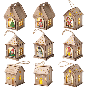 Cabane en bois créative en gros avec lumière LED, décoration de table lumineuse festive, ornement de Noël unique pour le salon - Product Image 1