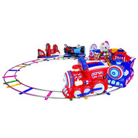 Manège de parc d'attractions, manèges pour enfants, trains électriques, train électrique sur rails