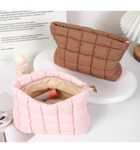 Bolsa de Maquillaje de Viaje <span class=keywords><strong>MIOU</strong></span> MI-4040, Logotipo Personalizado, Bolsas de Cosméticos Acolchadas Rosas de Lujo Suave, Bolsa de Almacenamiento para Productos de Cuidado de la Piel, Gran Venta - Product Image 2