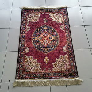 Venta directa <span class=keywords><strong>de</strong></span> fábrica china, manta <span class=keywords><strong>de</strong></span> adoración con estampado persa, terciopelo <span class=keywords><strong>de</strong></span> diamantes dorados, alfombrilla gruesa y borla, alfombrilla <span class=keywords><strong>de</strong></span> oración - Product Image 1