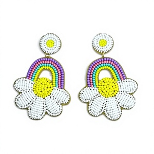 Pendientes de Diseño de Fútbol con Cuentas Blancas y Negras, Joyería Bohemia Elegante para Mujer, Pendientes de Cristal con Perlas Naturales - Product Image 4