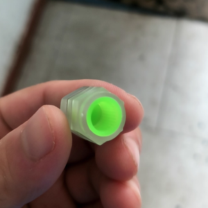 Cache-valve de pneu de voiture lumineux fluorescent ABS qui brille la nuit pour voiture, vélo, moto - Product Image 4