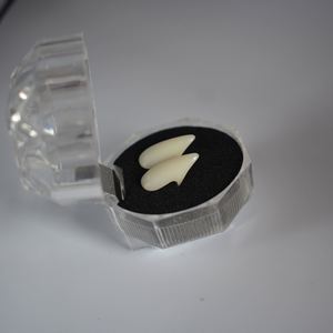 Decoraciones para fiestas de Halloween, colmillos de <span class=keywords><strong>vampiro</strong></span>, dentadura de zombi, accesorios acrílicos, dientes de Mascarada en caja, juguetes de dientes de escenario de Navidad - Product Image 5