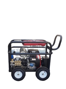 Nettoyeur à jet d'eau froide industriel 35HP à essence, haute pression 500 bars, neuf, pour nettoyage sans résidus - Product Image 4