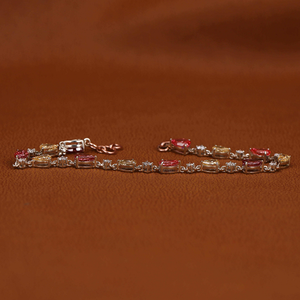 Elegante Pulsera de Plata de Ley 925 con Eslabones Cubanos, Piedras de Moissanita VVS y Brillo Similar al de un Diamante Radiante - Product Image 3
