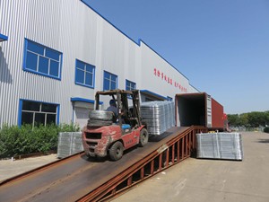 Attività di sicurezza per eventi pieghevoli pesanti utilizzata barriera pedonale per il controllo della folla zincata a caldo - Product Image 6