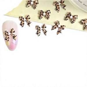 Décoration d'ongles luxueuse Série Océan, strass 3D DIY dorés non toxiques, breloques pour manucure - Product Image 2