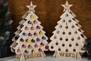 Cuenta atrás navideña de cerveza, decoración de Navidad, muñeco de nieve personalizado, árbol de madera, Papá Noel Secreto, regalo para su vino, calendario de adviento - Product Image 6