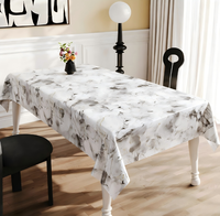Nappe élégante de luxe imprimée en PVC blanc pur et gris, écologique, durable, de qualité alimentaire, imperméable, personnalisable, pour intérieur