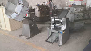 Piccolo tipo di pasta fritta macchina per tagliare <span class=keywords><strong>grissini</strong></span> pretzel stick salato baguette macchina per fare baguette - Product Image 3