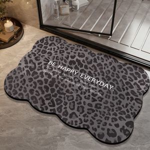 Alfombra de Baño con Estampado de Leopardo de Tierra Diatomeas, Forma Personalizada, Absorbente, de Secado Rápido, para Entrada de Baño y Uso Doméstico - Product Image 2