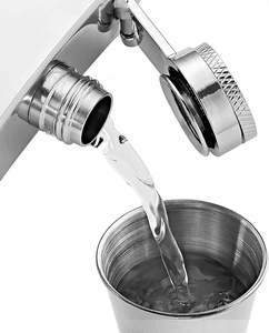 Ensemble cadeau avec logo personnalisé : Gourde isotherme 6oz, Verre à whisky, Tasse en acier inoxydable 2oz, Sous-verre noir, Bloc de glace, Pince à glace et Boîte en bois - Product Image 3