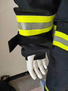 卸売 CE EN469認証 アラミド綿 FR 防火服 森林/野外作業用ギアセット ヘルメット、ジャケット、ズボン付き - Product Image 5