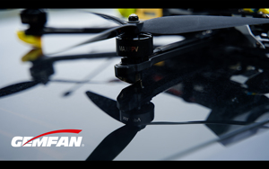 GEMFAN 1080-3 Hélice FPV à 3 pales de 10,8 pouces, lot de 1 paire (1CW 1CCW), hélice en PC durable pour drone de course longue portée - Product Image 5