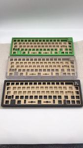 큐 아노다이즈드 알루 맞춤 색상 E-화이트 알루 6061 6063 프로스트 폴리카보네이트 키보드 케이스 - Product Image 2