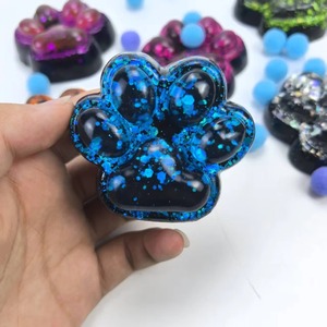 Nouveau Jouet Squishy Patte de Chat Scintillante en TPR pour Vente en Gros Shopify, Jouet Sensoriel Personnalisé Princesse à Presser pour Fille, Cadeau d'Anniversaire - Product Image 4