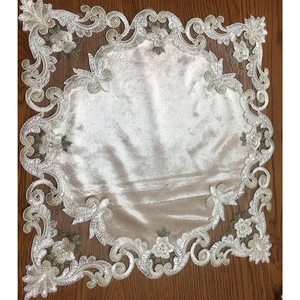Ensemble de 16 chemins de <span class=keywords><strong>table</strong></span> brodés en polyester/<span class=keywords><strong>coton</strong></span> tricoté pour mariage - Product Image 4