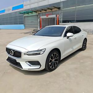 รถมือสอง ปี 2022 สำหรับ S60 B4 ซีดาน พวงมาลัยซ้าย ดูแลรักษาอย่างดี เบาะหนังสีเข้ม เครื่องยนต์เบนซินเทอร์โบ เกียร์อัตโนมัติหลัง - Product Image 3