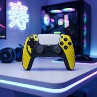 Coque de protection en silicone pour manette PS5 avec capuchons de joystick et autocollants de jeux thématiques pour manettes PS5/PS5 Pro/PS5 Slim