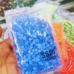 Yantuo AB Non Hotfix Strass Großhandel Non Hot Fix Glas Nocti lucent Neon Luminous Nail Art Strass für Nial Dekoration - Product Image 4