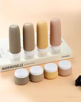 Ensemble de flacons de voyage 8 en 1, approuvé par la TSA, anti-fuite, kit de flacons de toilette de voyage en silicone rechargeables