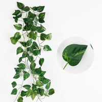 Plante artificielle suspendue pour mur de mariage MCG Home, décoration de feuillage, guirlande de lierre en plastique, type de plante en herbe, toucher naturel, simple