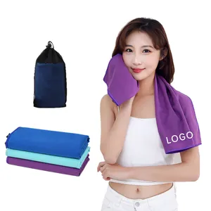 Eco Friendly Anti Slip Microfiber Workout Football Yoga Gym Mini Mat Towels Sport Sports Towel With Logo Custom Pocket