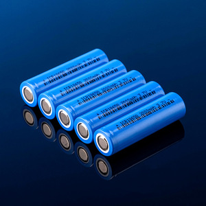Batterie au lithium 18650 2000mAh 3.7V à dessus plat pour lampes de poche, lampes d'urgence, ventilateurs - Product Image 3