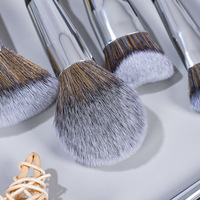 Vente en gros de fabricants, 16 pièces de pinceaux synthétiques noirs de maquillage, ensemble de pinceaux de maquillage cosmétiques de marque privée