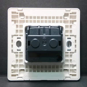 Pour prises de type 86 standard français et européen avec prise blanche sans Wi-Fi - Product Image 2