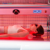 Lit de luminothérapie LED de qualité médicale pour le corps entier, chambre de luminothérapie à lumière rouge pour soulager les douleurs dorsales et favoriser la récupération des douleurs musculaires