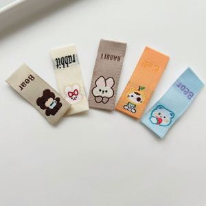 Étiquette de vêtement personnalisée en coton imprimé, lavable, de forme carrée, avec logo imprimé, pour T-shirt - Product Image 2