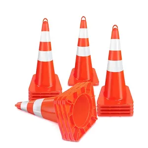 Verkeersveiligheidskegels 28 Inch Oranje Met Reflecterende Kragen Passen Op De Oprit Van De Parkeerplaats Wegverkeersleiding