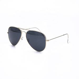 Lunettes de soleil vintage tendance avec verres gris, logo personnalisé, 3025, métal noir, marque classique, UV400, lunettes de soleil de luxe pour femmes et hommes - Product Image 3